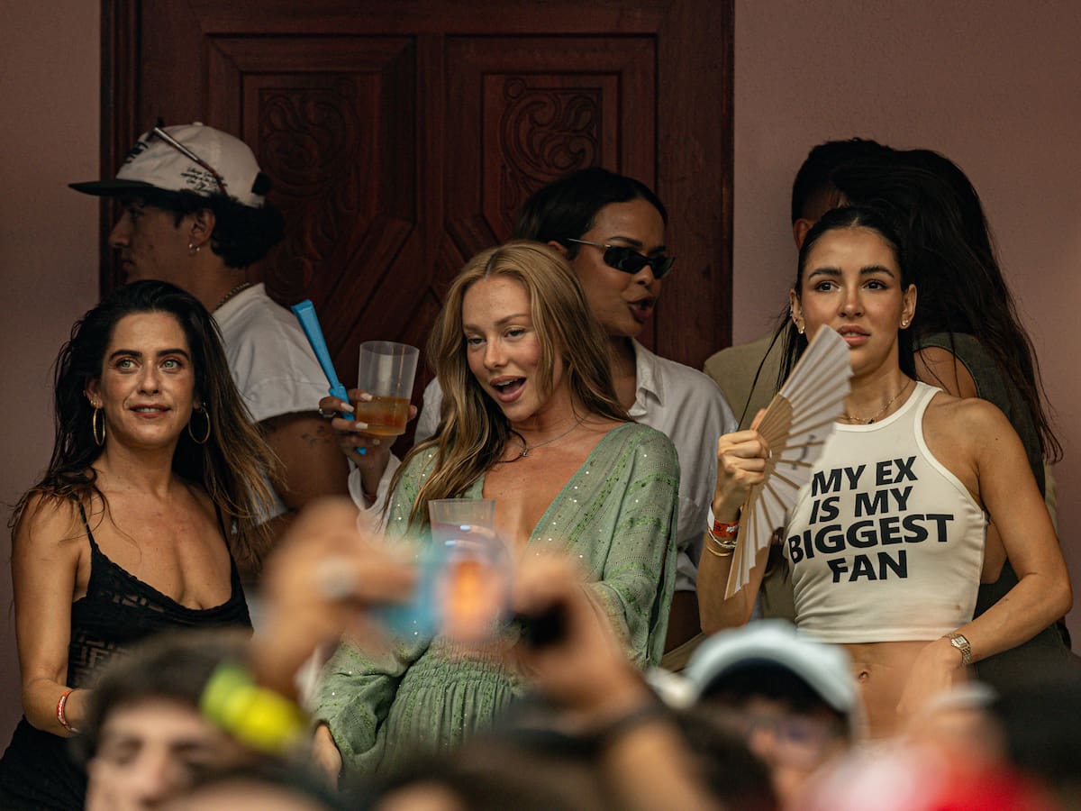 ¿Por qué todo el mundo habla de 'La Casita' de Bad Bunny? Claves de la escenografía que ha desatado polémica y una demanda millonaria