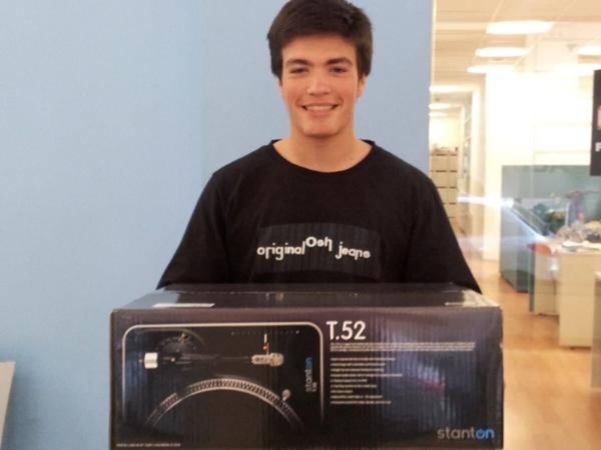 Juan Martín es el ganador de las bandejas de Dj del concurso de Illya Kuryaki and The Valderramas