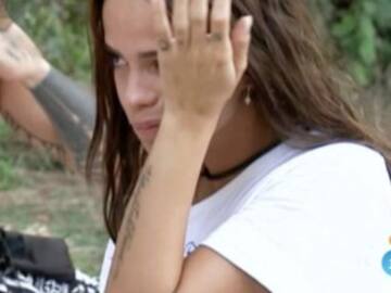 Gloria Camila rompe a llorar en ‘Pesasdilla en el Paraíso” tras saber lo que Kiko Jiménez va diciendo de ella
