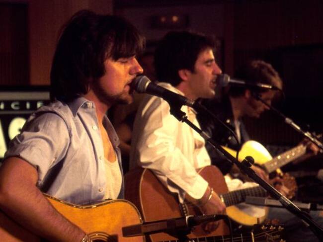 Diego Vasallo y Mikel Erentxun, Duncan Dhu, durante su concierto 'Básico 40' el 24 de junio de 1994. El dúo donostiarra presentó su álbum 'Piedras'.