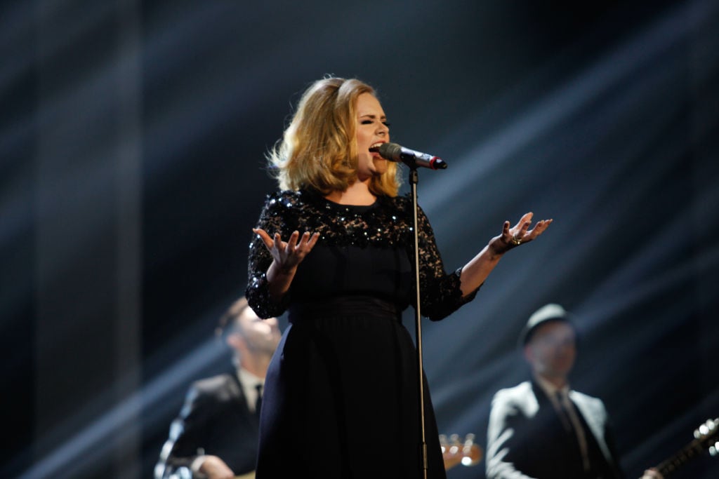 Adele actuando en los BRIT Awards de 2012 en Londres. JM Enternational / Redferns