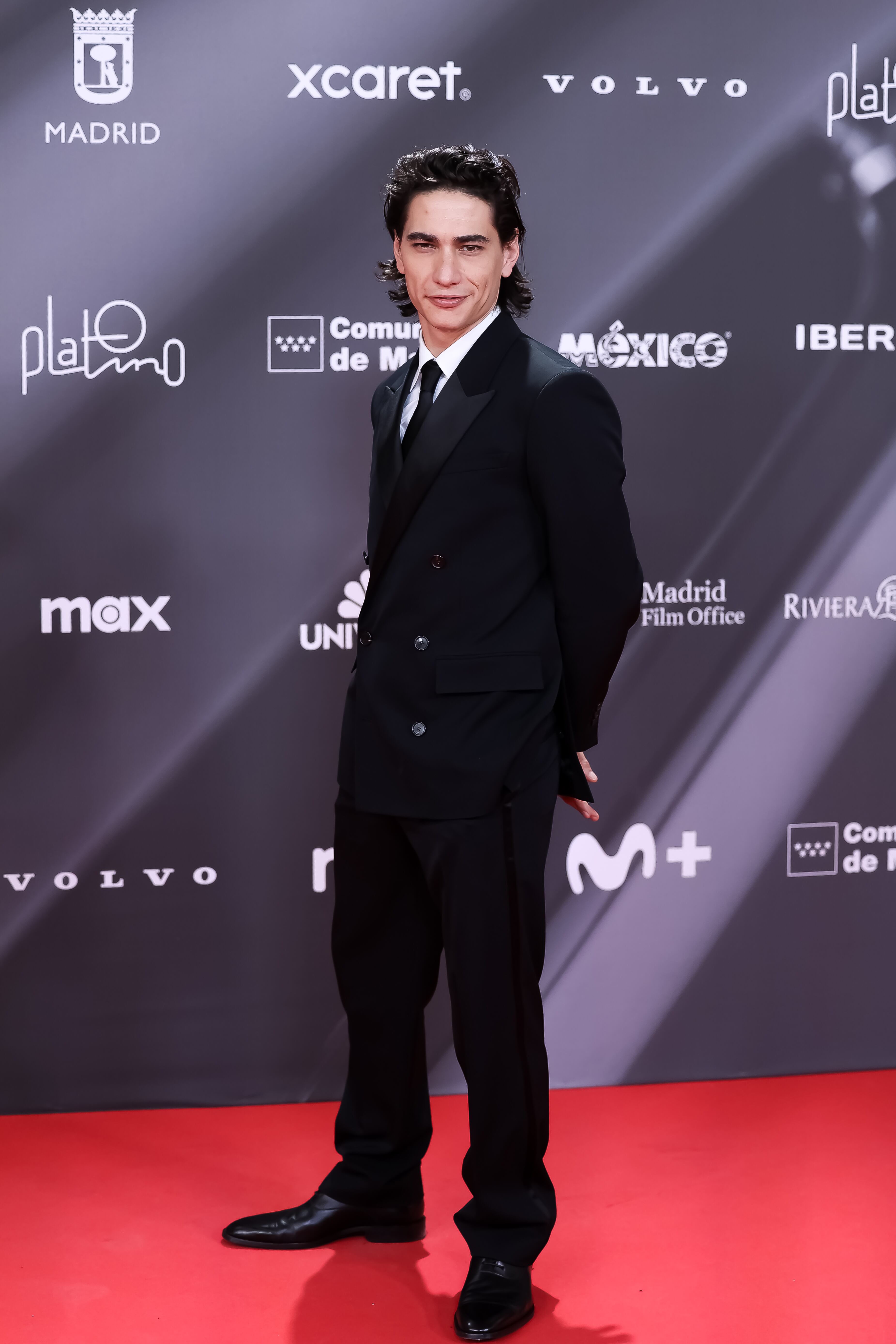 El actor uruguayo tiene esa aura de galán de cine antiguo que conquista y en esta ocasión no iba a ser diferente.