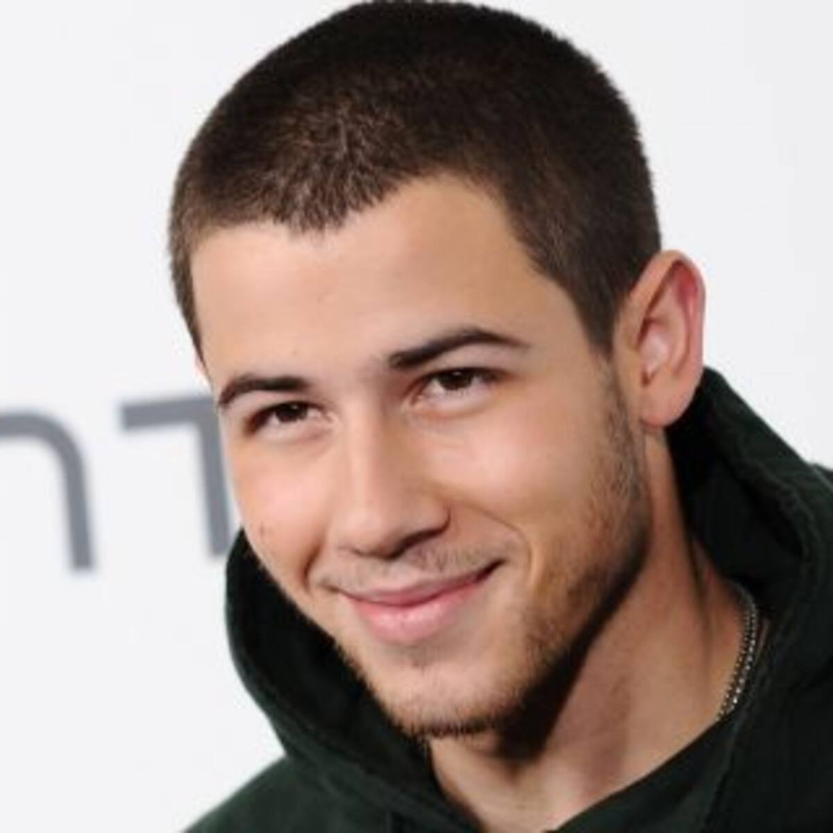 Así suena “Remember I Told You”, lo nuevo de Nick Jonas