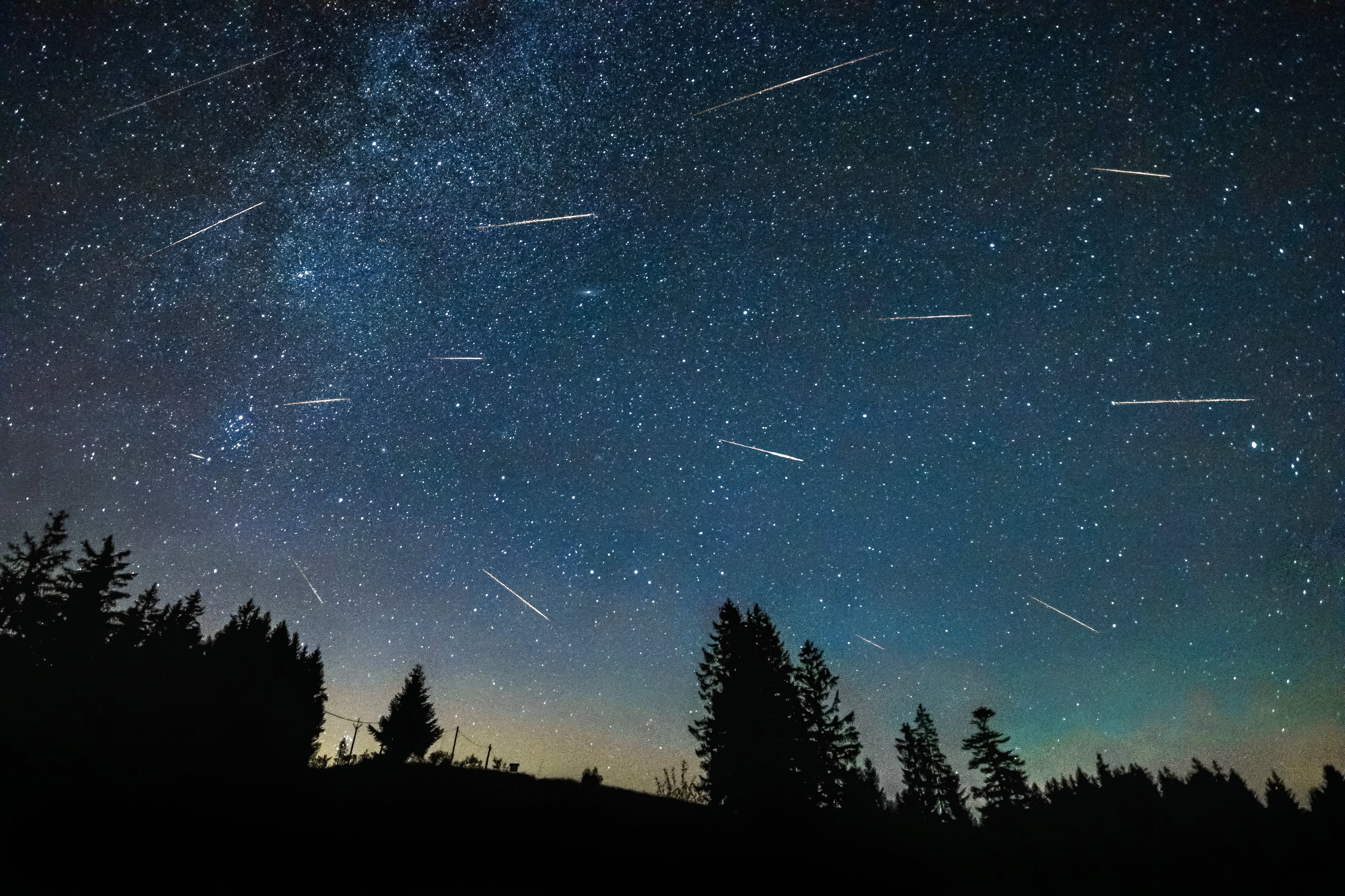 La lluvia de estrellas de las Perseidas 2026 alcanza su máximo: a qué hora se podrán ver más estrellas fugaces
