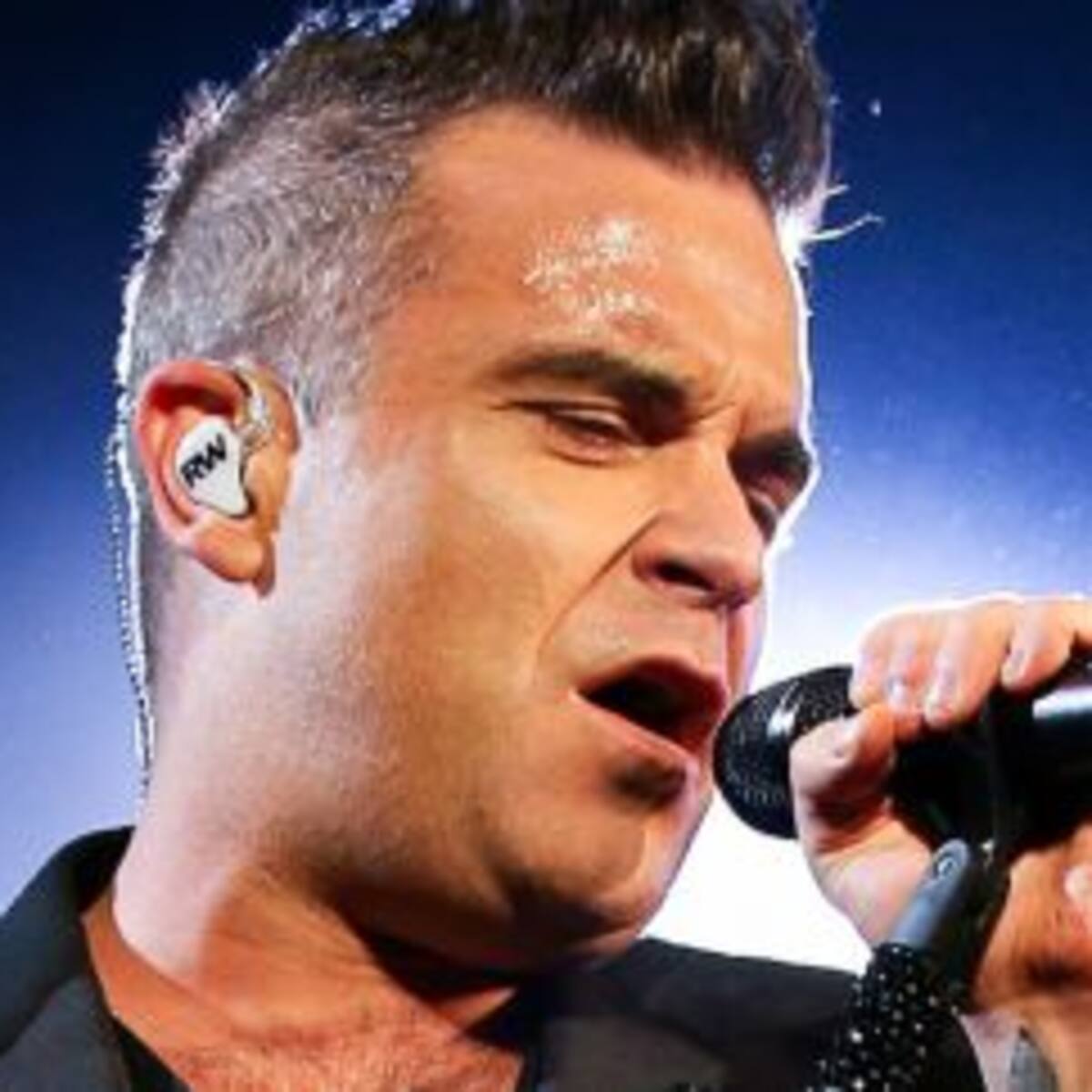 ¿Qué hace Robbie Williams sin ropa en Instagram?