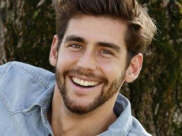 Álvaro Soler ya tiene las 13 canciones de su nuevo disco