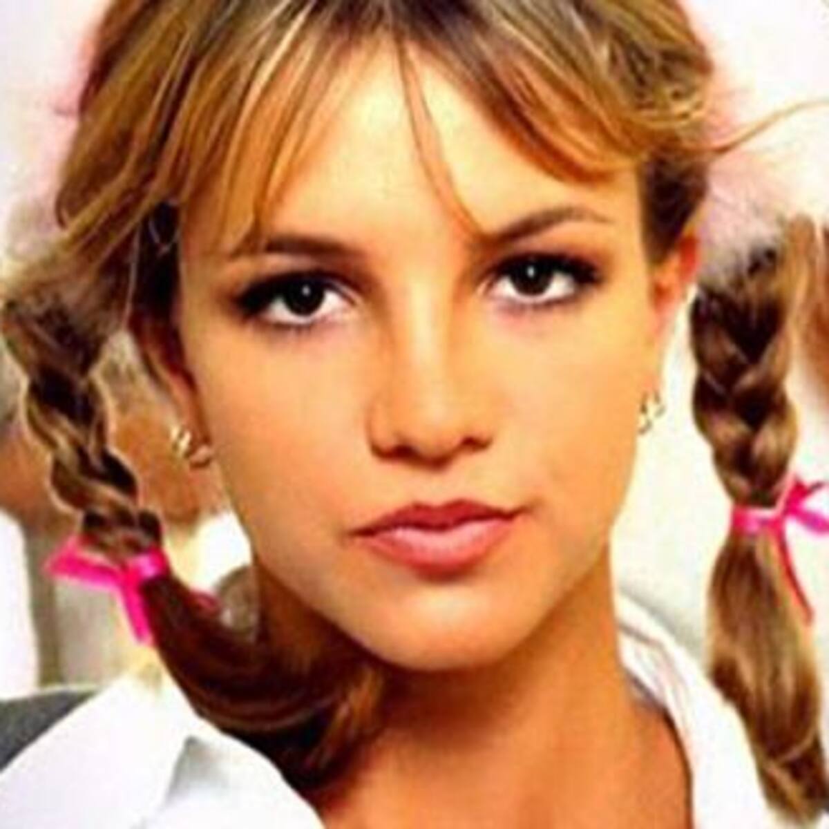 ¡"Baby One More Time" de Britney Spears cumple 20 años!