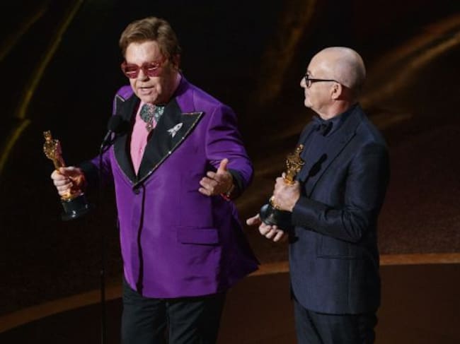 Elton John (i) y Bernie Taupin (d) en los Óscar 2020