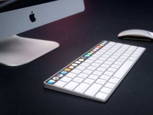 ¿Un teclado con TouchBar? Esperemos al lunes.