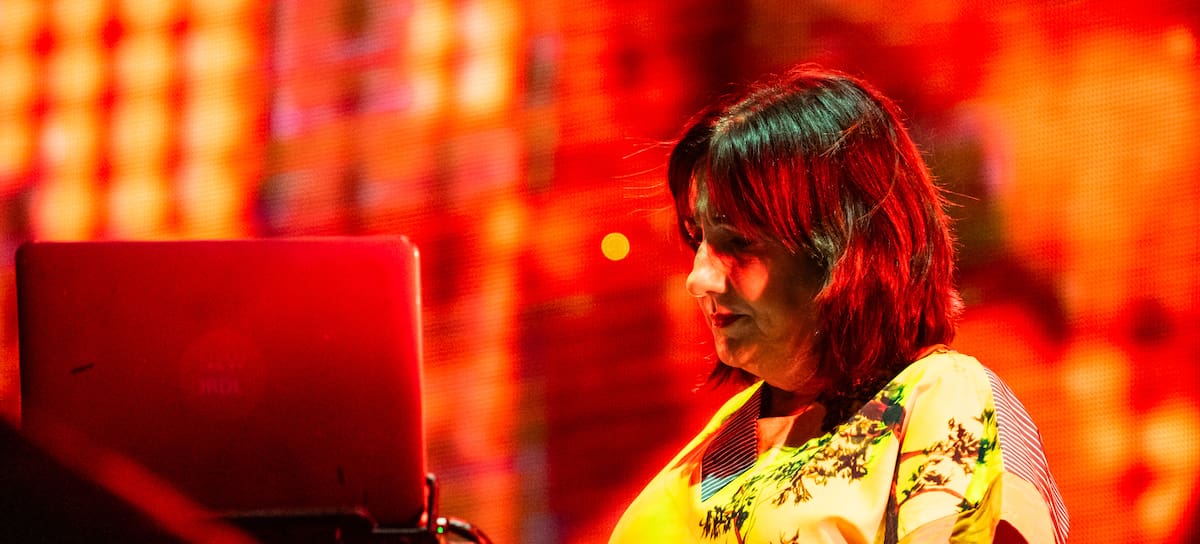 Gillian Gilbert, de New Order, en el The O2 Arena de Londres, en 2023.