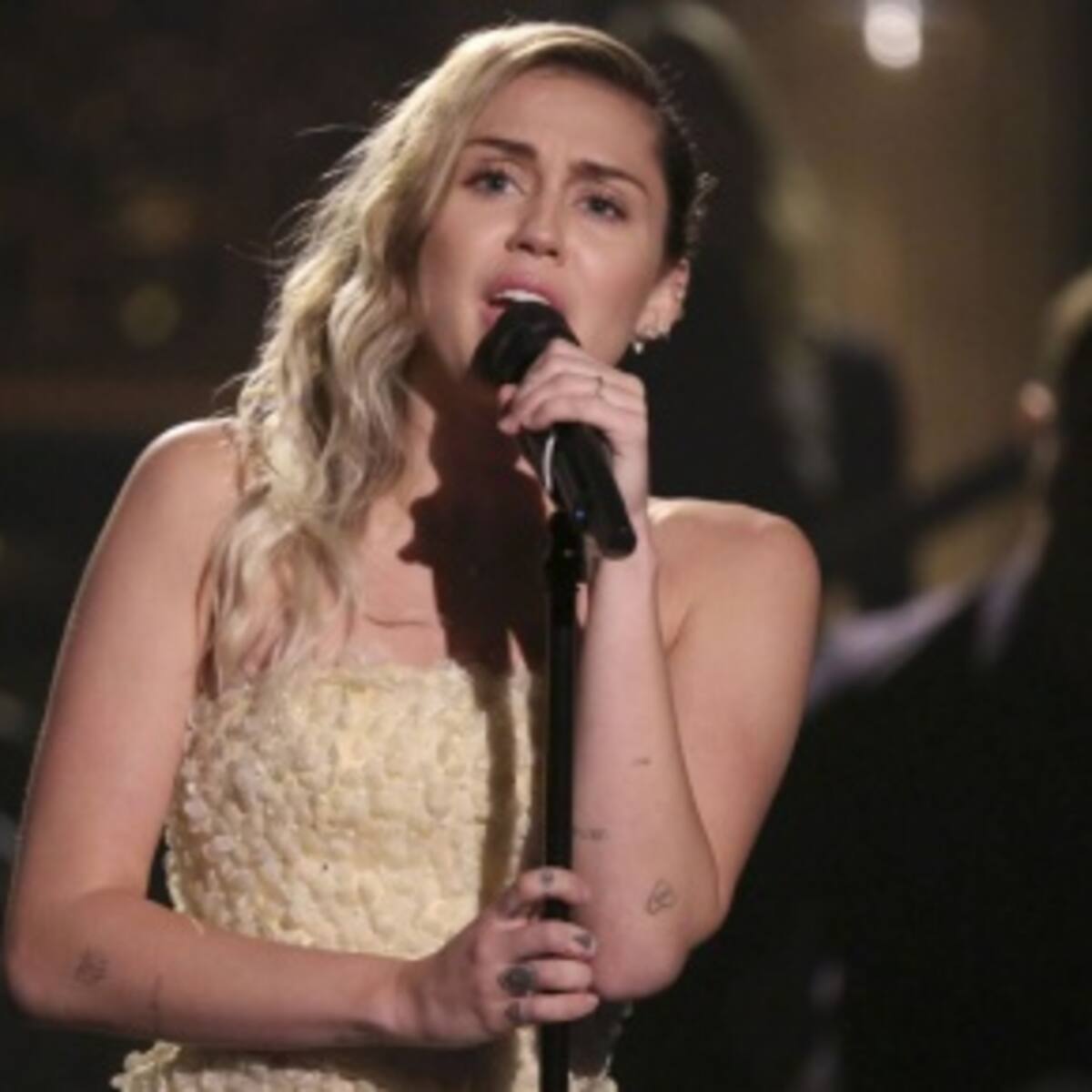 The Climb de Miley Cyrus en tributo a víctimas de las Vegas