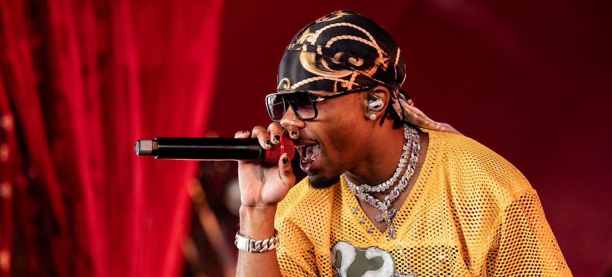 El artista D4vd en Coachella.