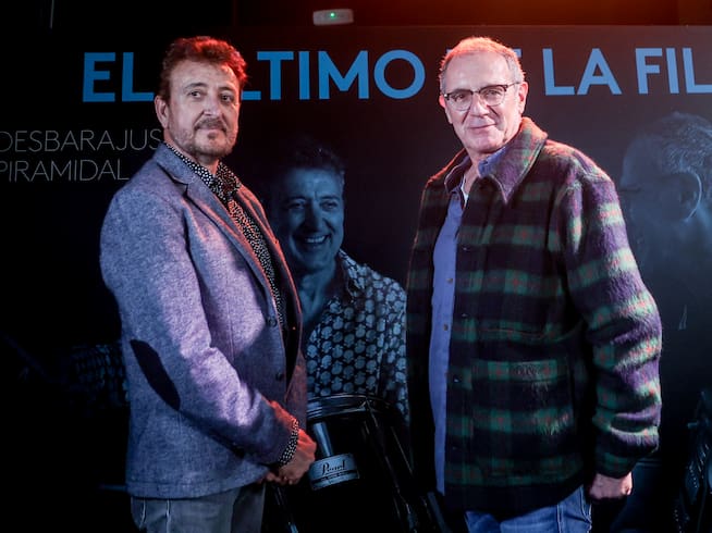 Manolo García y Quimi Portet, integrantes  de El Último De La Fila, en la presentación de &#039;Desbarajuste piramidal&#039;, el 29 de noviembre de 2023.