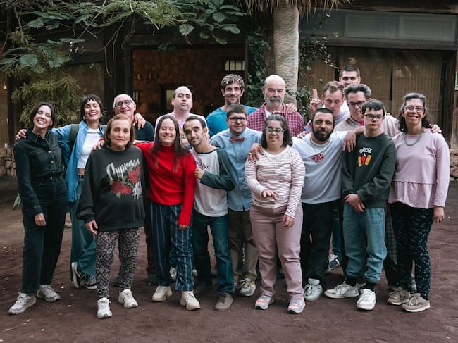 El reparto de 'Haciendo Amigos'. / Marina Caputo