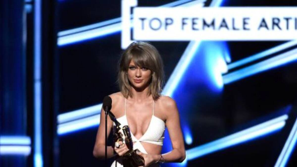 Taylor Swift arrasó los Premios Billboard 2015