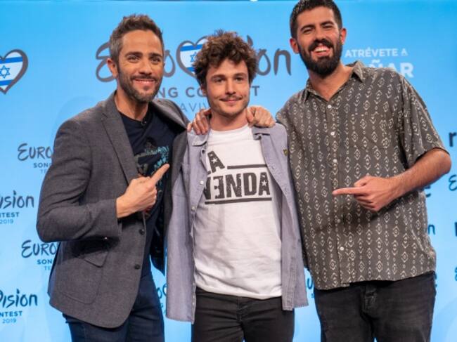 Roberto Leal (izquierda), Miki y Adriá Salas, este lunes en Barcelona.