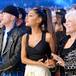 'Éramos pocos... y cantó la abuela': Nonna (Ariana Grande) y otras yayas que se han colado en los discos de sus nietas