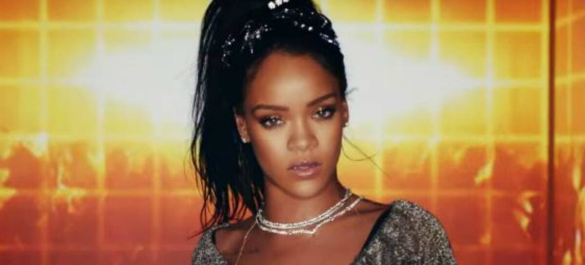 ¡Le copiaron el look a Rihanna!