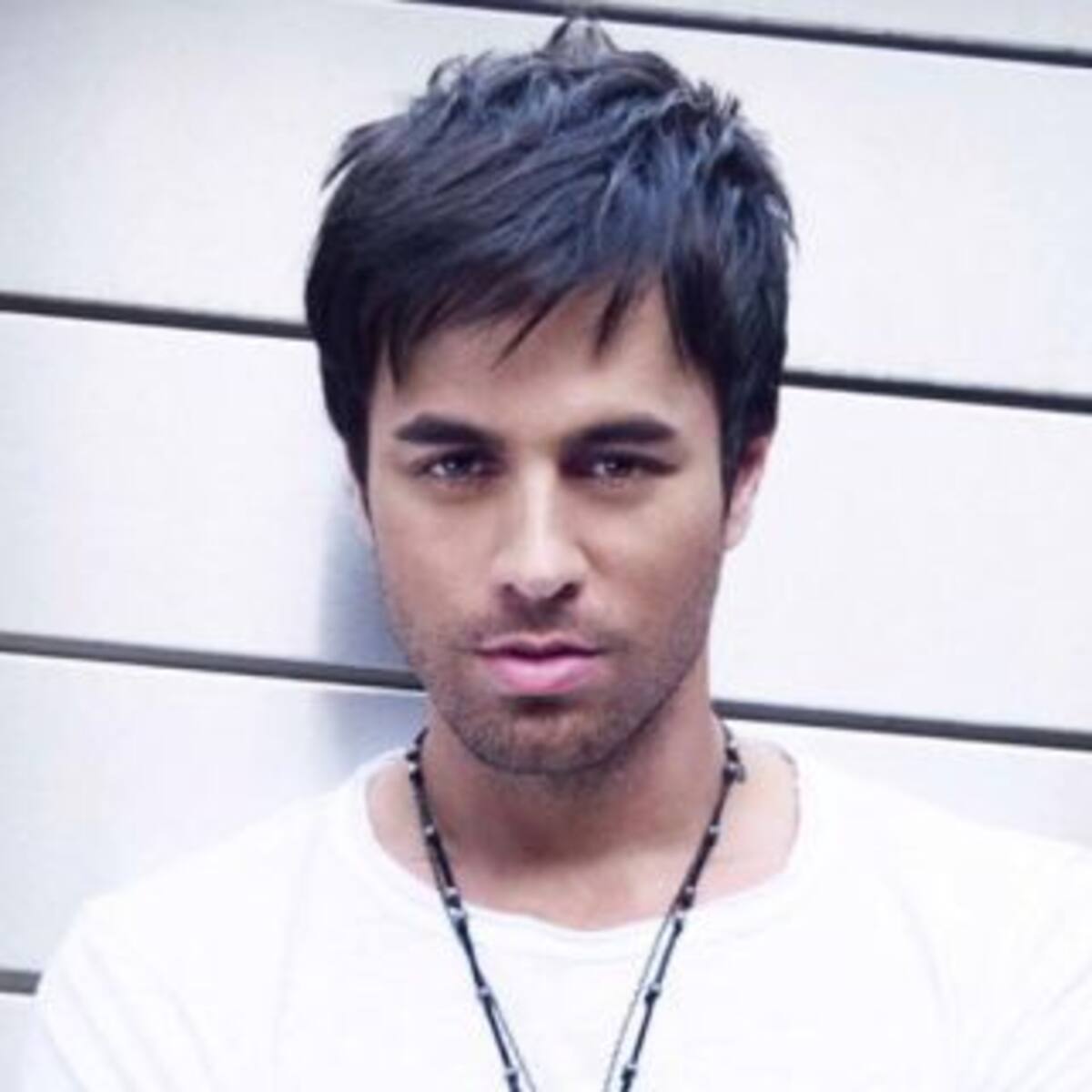 Enrique Iglesias intenta relajarse