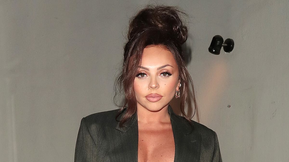 Jesy Nelson pide ayuda urgente: roban su coche con el equipo médico de sus hijas
