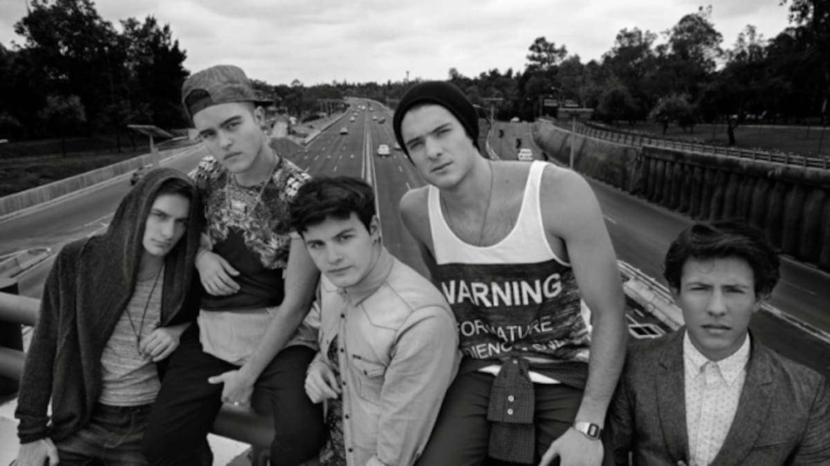 Urband 5, una boy band que asegura no ser de plástico