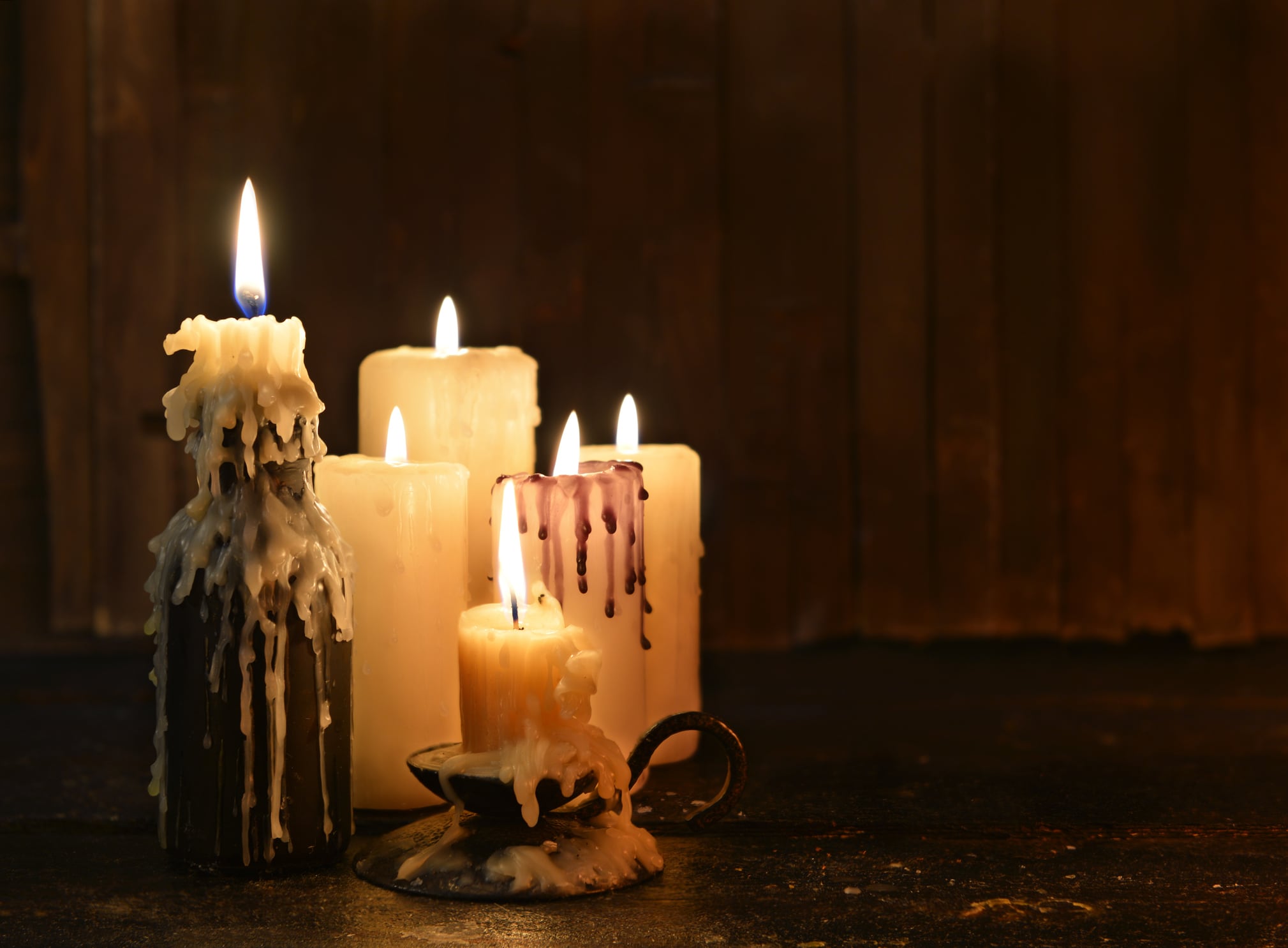 Velas blancas para Halloween