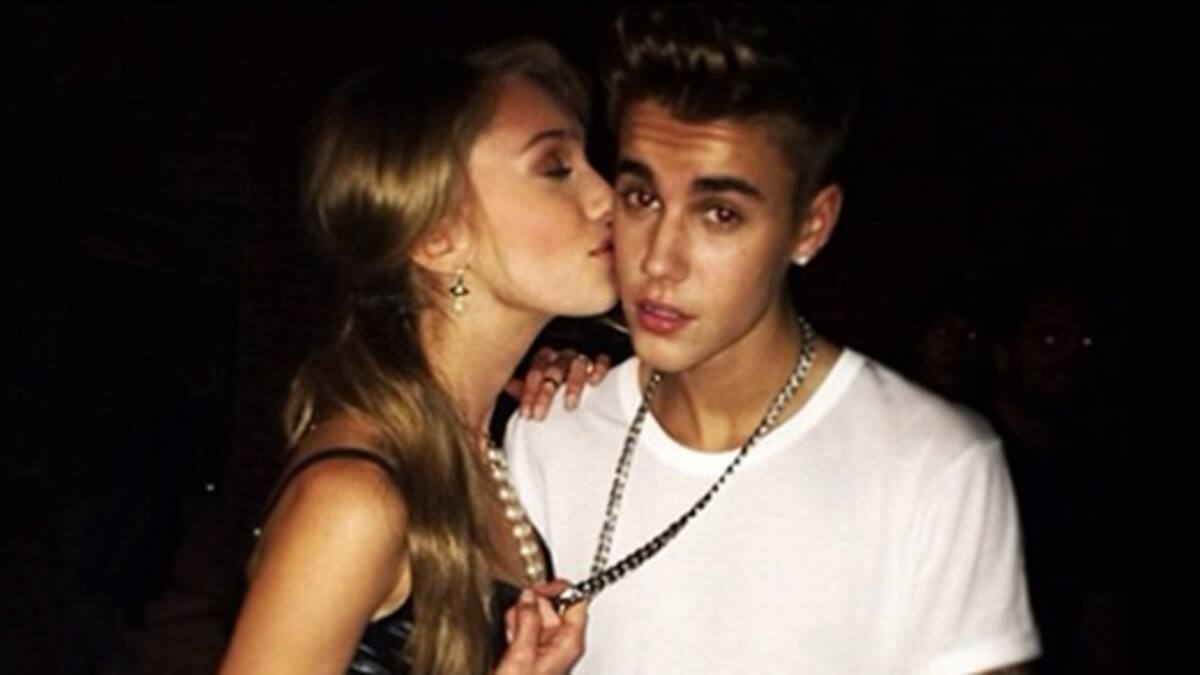 ¿Justin Bieber tiene novia?