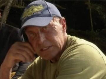 Kiko Matamoros se cae de espaldas en ‘Supervivientes’ ante la evidente preocupación de sus compañeros