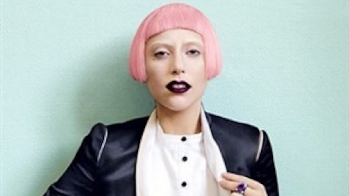 Lady Gaga arrasa en ventas con Born this way