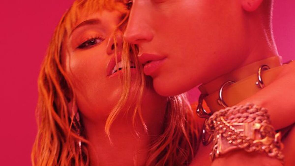 ¿Quién es la misteriosa chica del nuevo vídeo de Miley Cyrus?