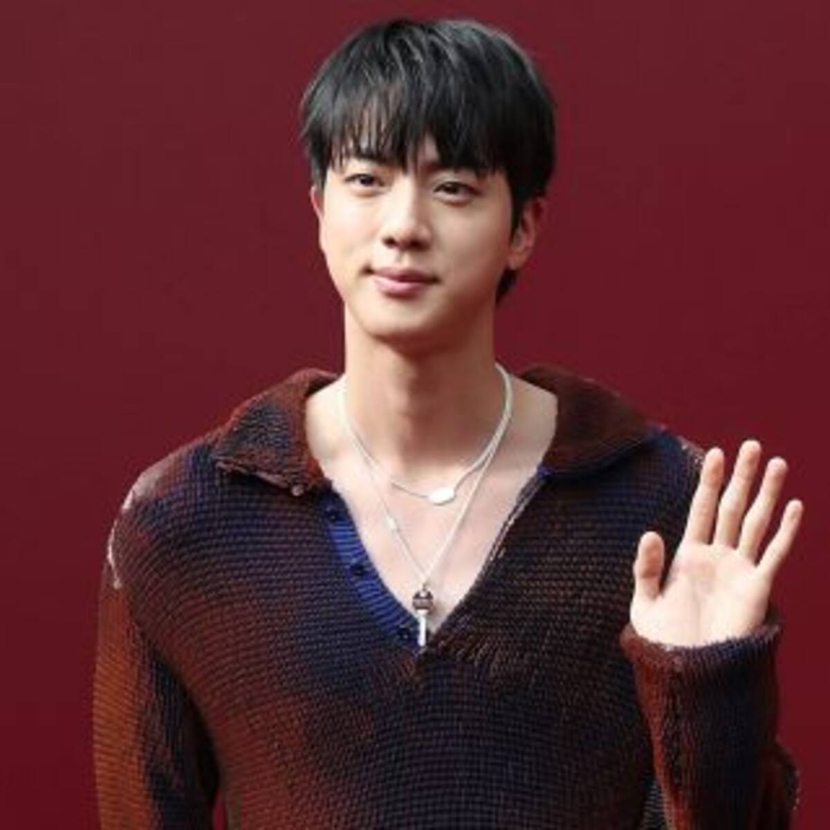 BTS: Jin hizo su debut en la Fashion Week de la mano de Gucci