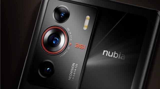 Nubia Z40