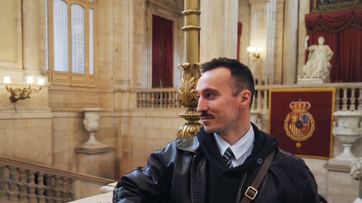 "¿Cómo actuaría la Princesa Leonor cuando está enamorada?", la pregunta de David Olivas para escribir 'Un amor real'