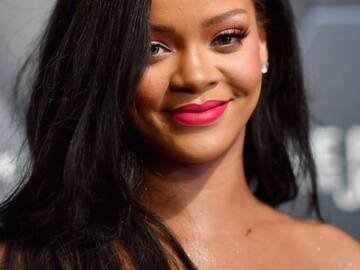 Camila Cabello, Cardi B y más VIPs enloquecen con el embarazo de Rihanna