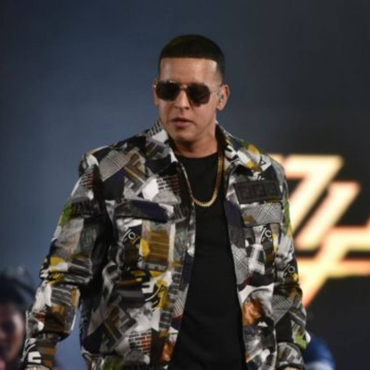 Daddy Yankee estrena "Que tire pa’lante" en los Latin AMAs 2019