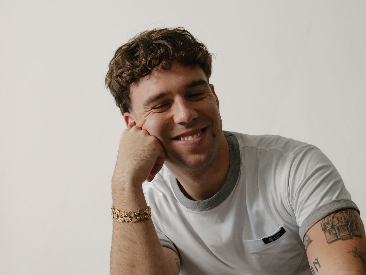 Crítica de 'El Baifo' de Quevedo: el mundo entero cabe en 100,6 km²