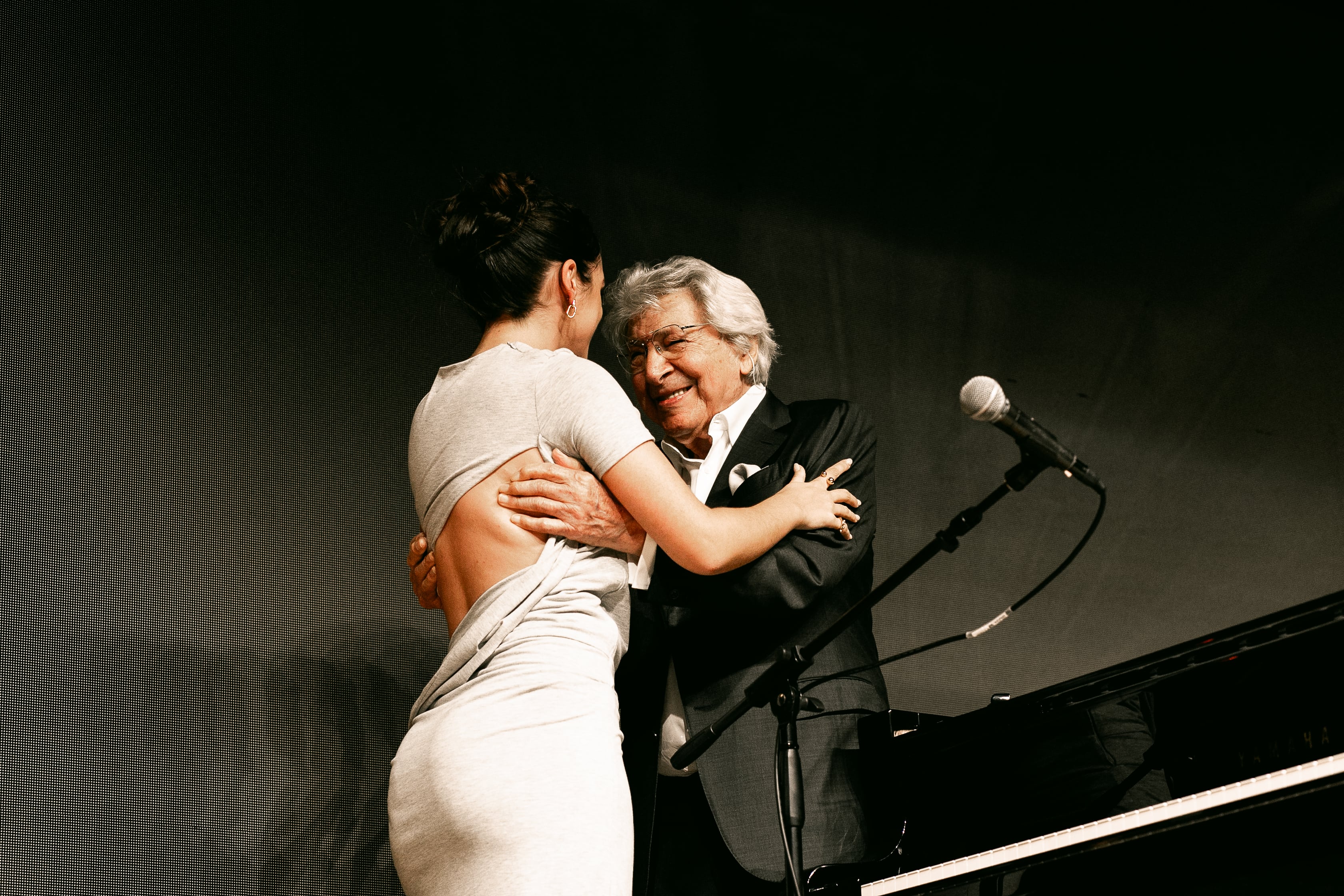 Amaia y Manuel Alejandro en los Premios AUPA!