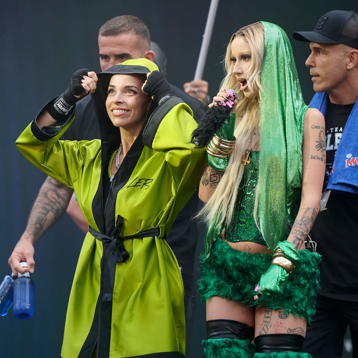Metrika se sube al ring de La Velada del Año VI junto a Clersss al ritmo de un remix de 'Toto de loca' y 'Martes Gangster'
