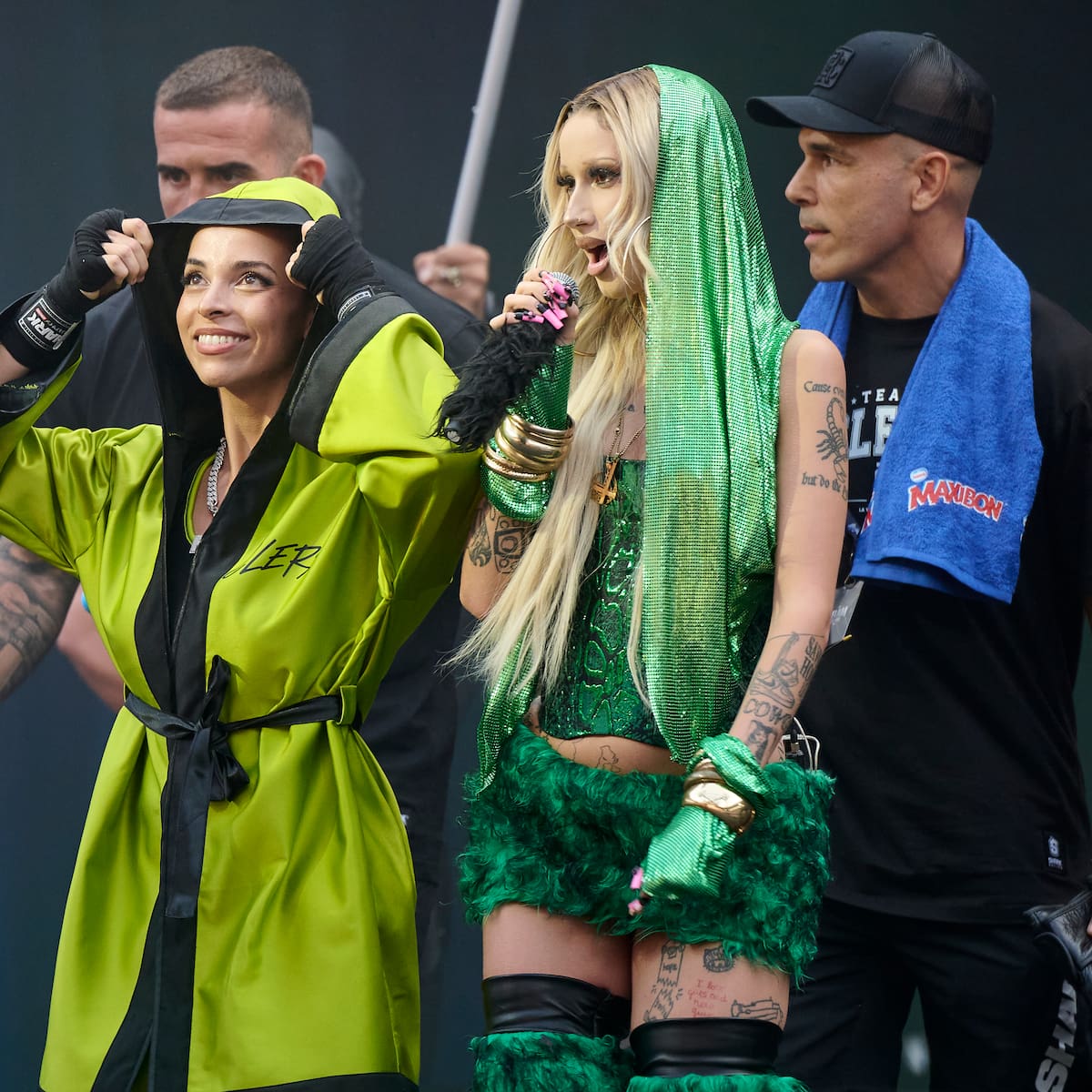 Metrika se sube al ring de La Velada del Año VI junto a Clersss al ritmo de un remix de 'Toto de loca' y 'Martes Gangster'