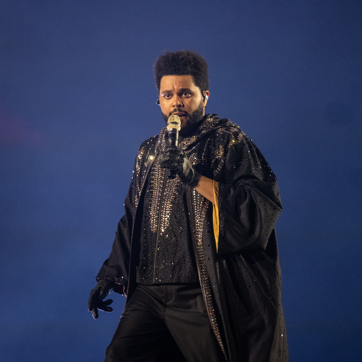 The Weeknd y Anitta presentan su nueva colaboración, 'RIO', en un concierto en Brasil