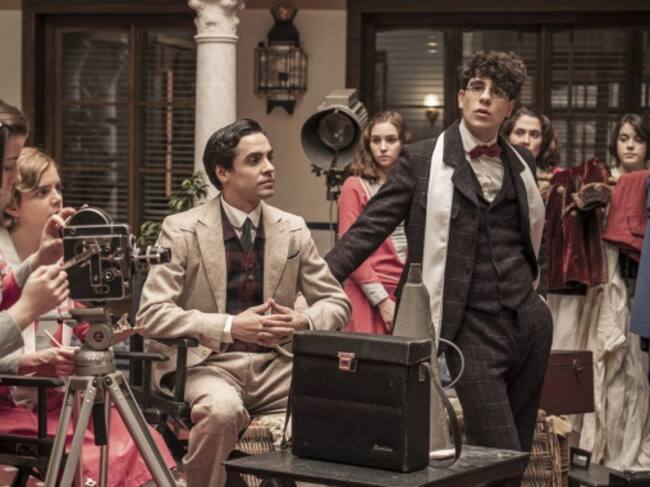 Los Javis visitan la academia para transmitir su pasión por el cine