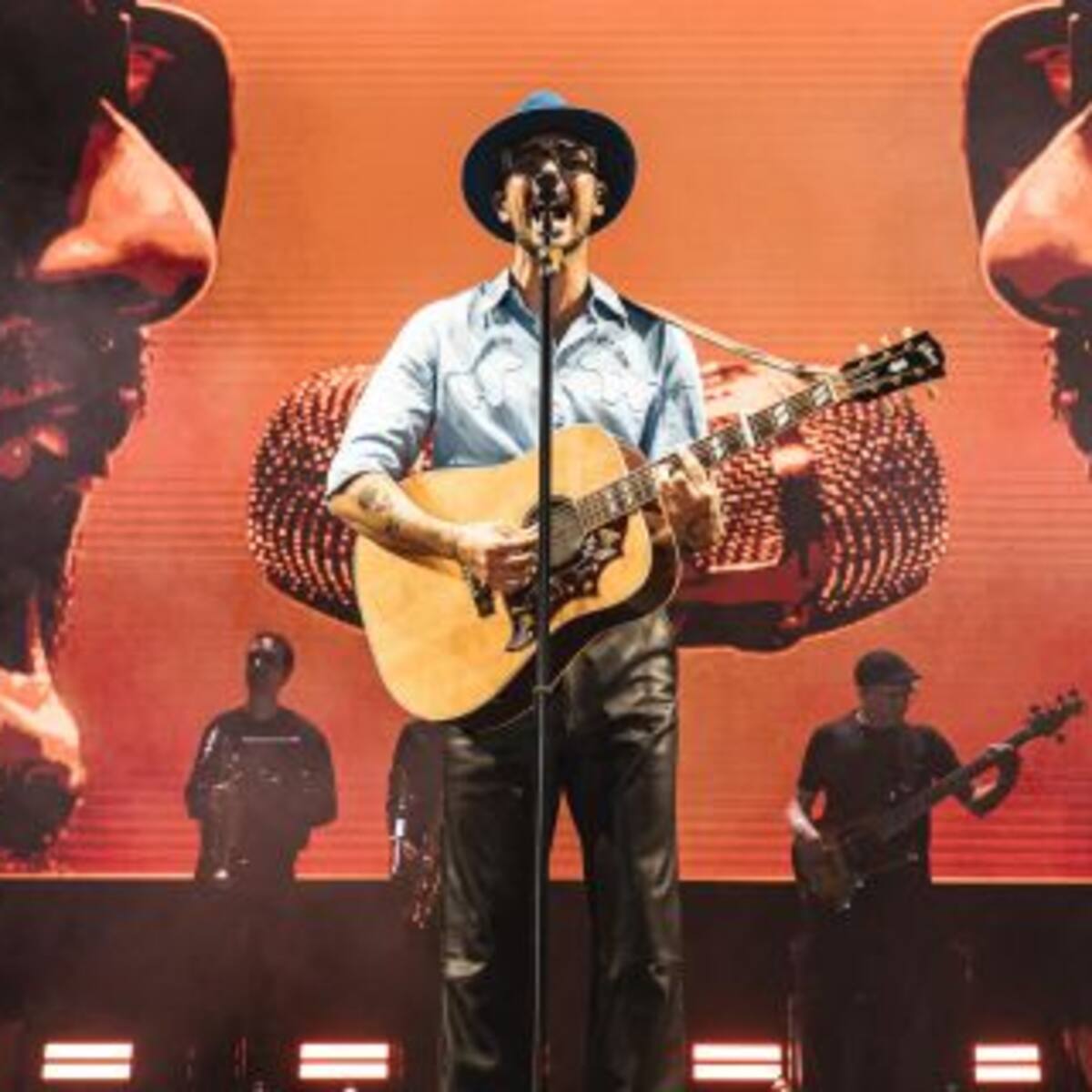 ABEL PINTOS HIZO VIBRAR AL HIPÓDROMO DE LA PLATA CON UN SHOW INOLVIDABLE