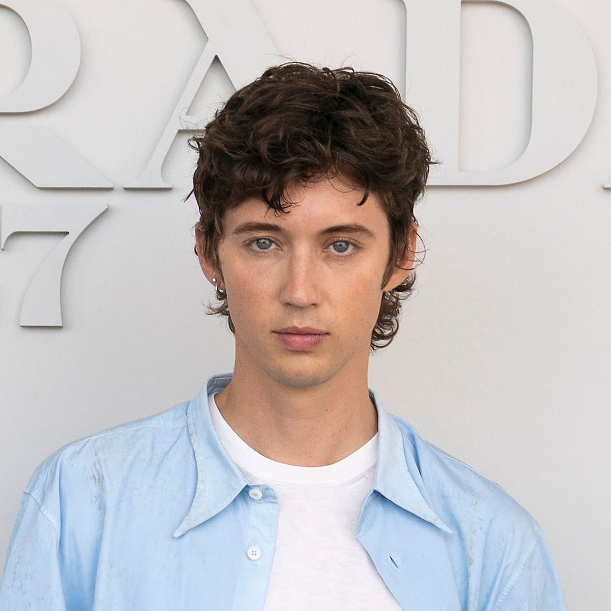 'She's The Best': Troye Sivan dedica una oda a la mujer y a la feminidad con ayuda de Nicole Kidman