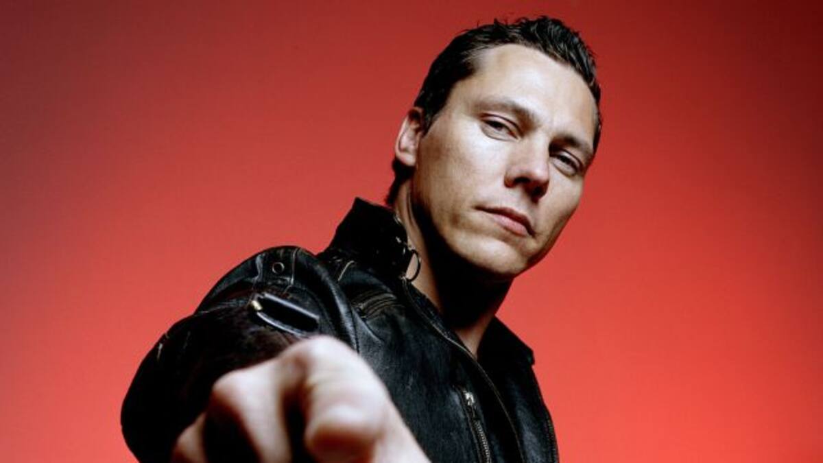 Tiesto, papá a distancia