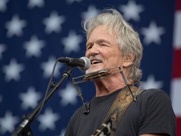 Muere Kris Kristofferson, icono del country y actor de 'Ha nacido una estrella', a los 88 años