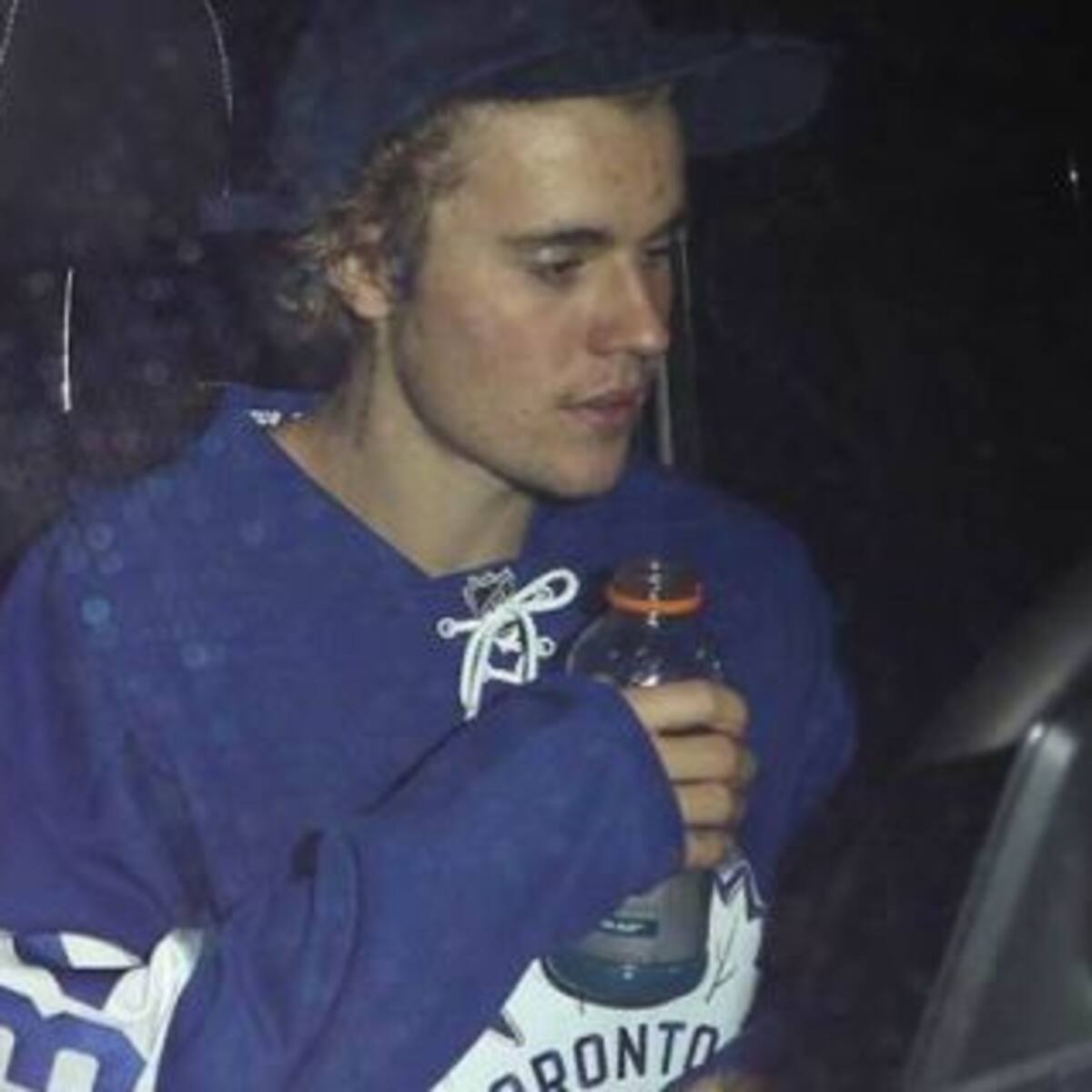 ¡Selena Gómez estuvo en el partido de Hockey de Justin Bieber!
