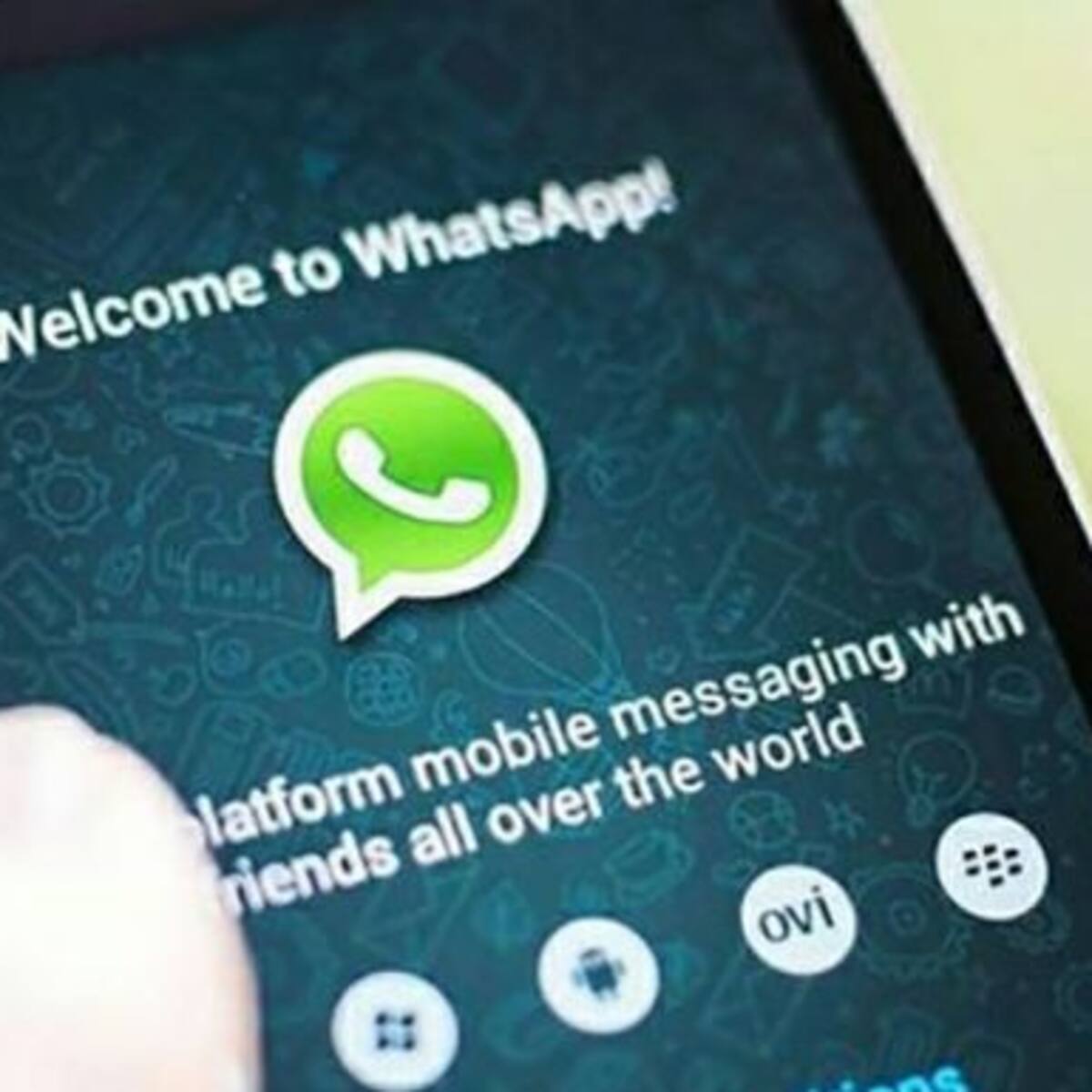 ¿Cómo guardar y enviar un chat completo en WhatsApp?