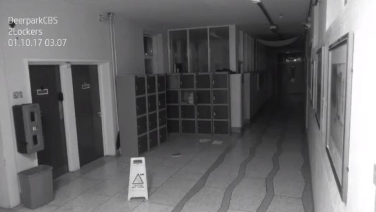Un aterrador fantasma circula por un colegio