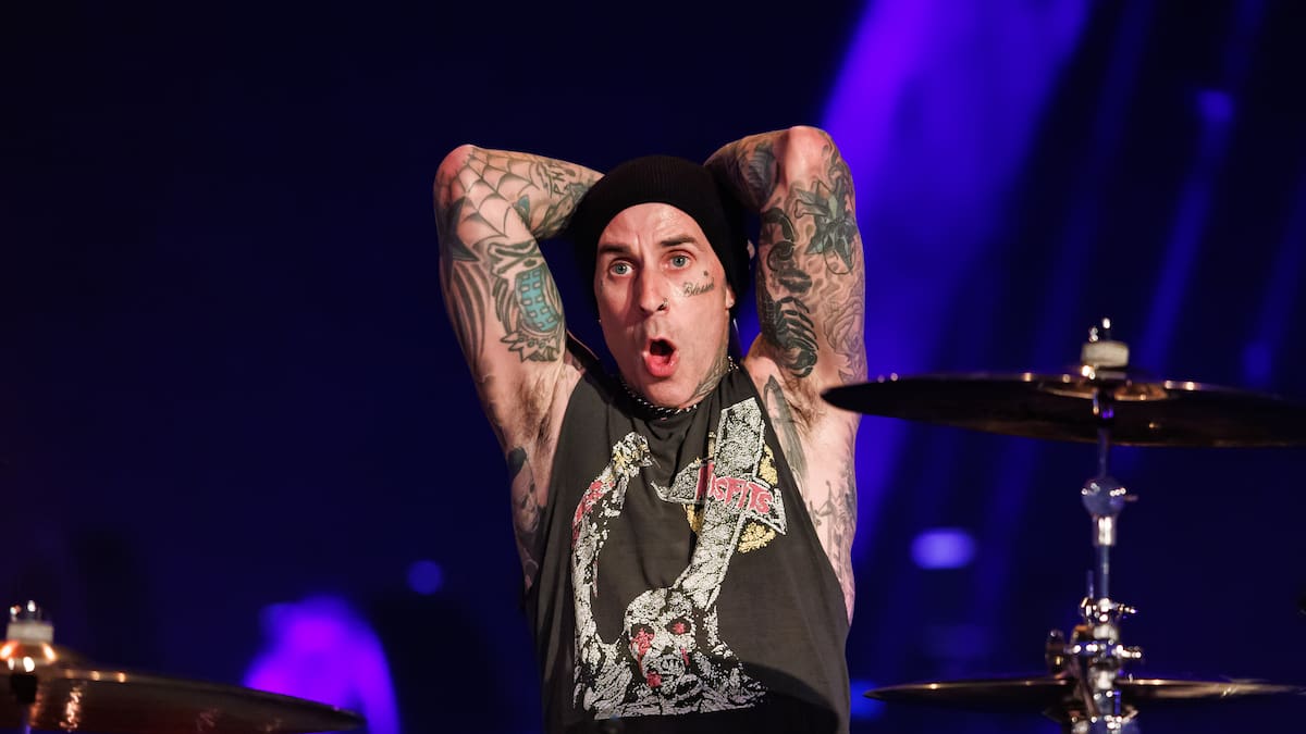 Travis Barker, sobre el documental que ha tardado diez años en ver la luz: “Estaba lisiado por la ansiedad y el trauma”