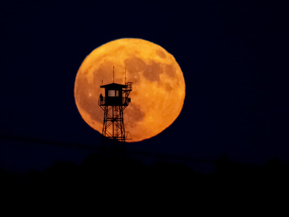 Luna llena de julio 2026: a qué hora y dónde ver la Luna de ciervo en España